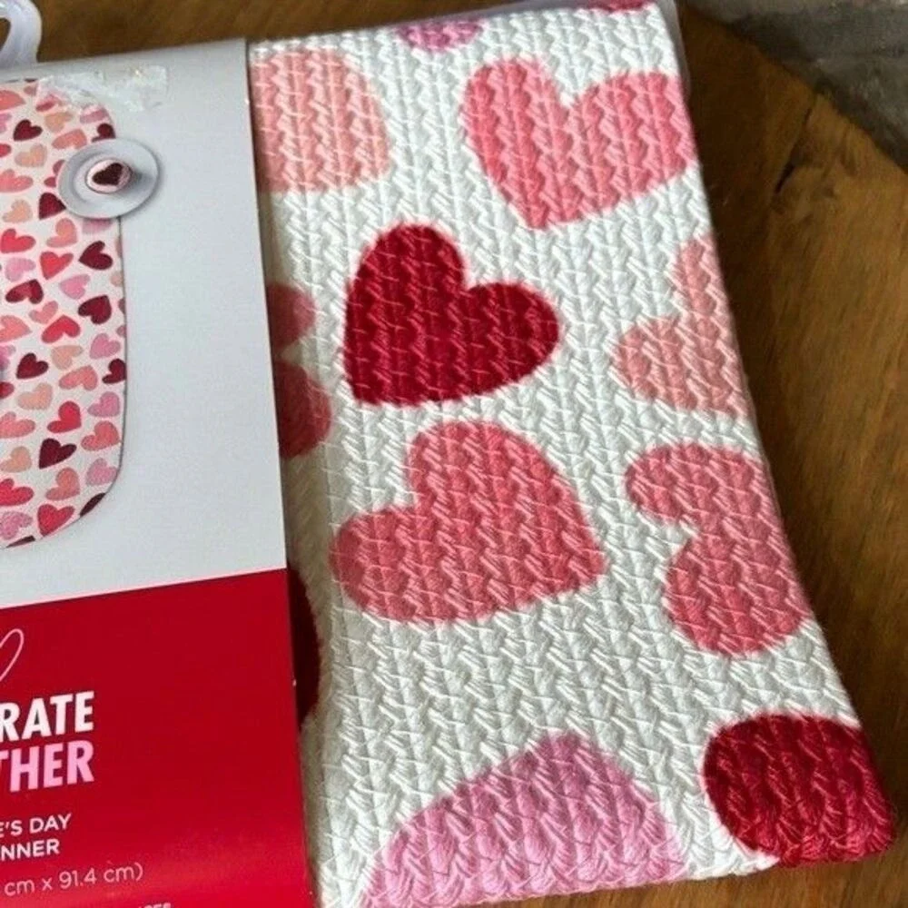 Celebrate Together Valentines Day Heart Table Runner Woven 13